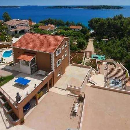 Milina - Two Bedroom With Terrace And Sea View *