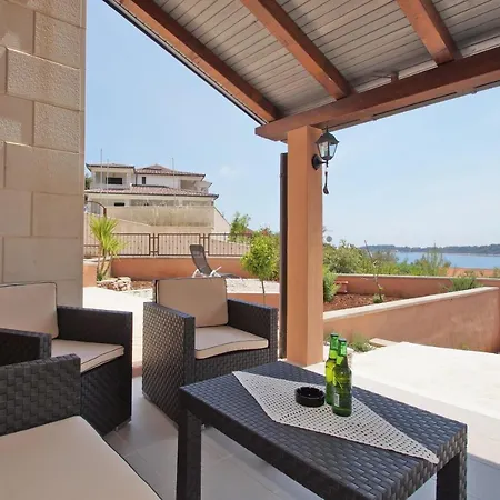 Milina - Two Bedroom With Terrace And Sea View *